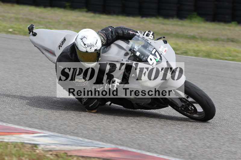 /Archiv-2023/06 10.04.2023 Moto Club Anneau du Rhin/Rouge Expert/97